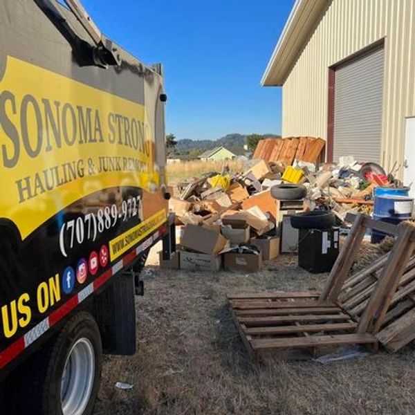 Sonoma Strong Hauling and Junk Removal Storage Facilities, Pull Out
